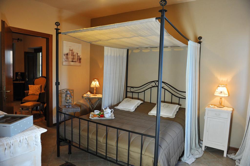 Agriturismo Paitin 알바 객실 사진